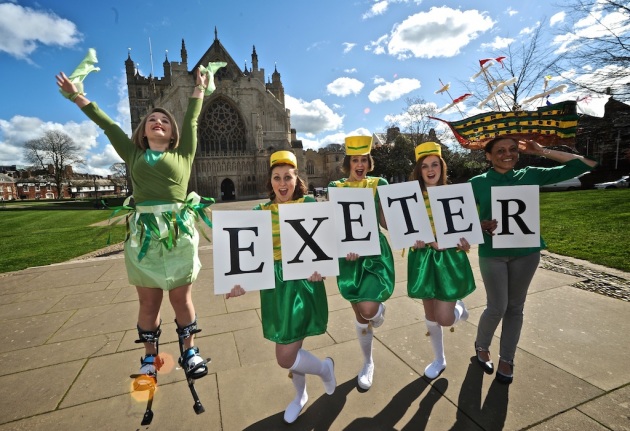 Sinh viên đại học Exeter