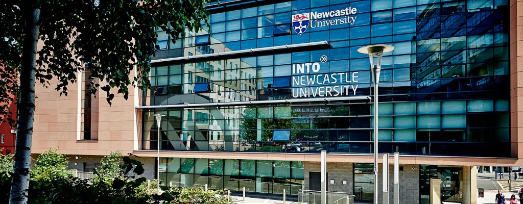 học bổng lên đến 100% học phí đại học Newcastle Anh